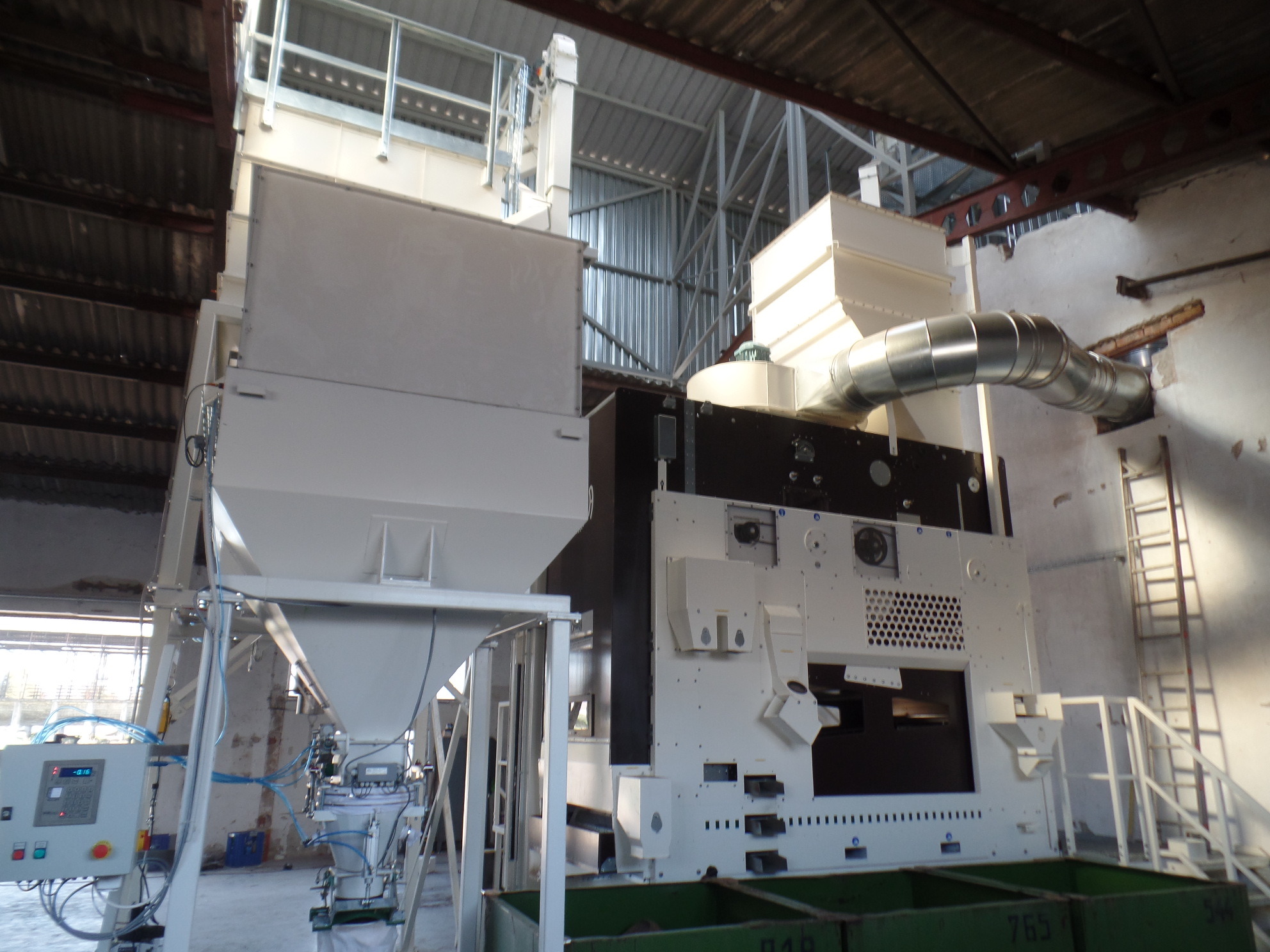 Máktisztító technológia a CHH-tól automatizált működéssel